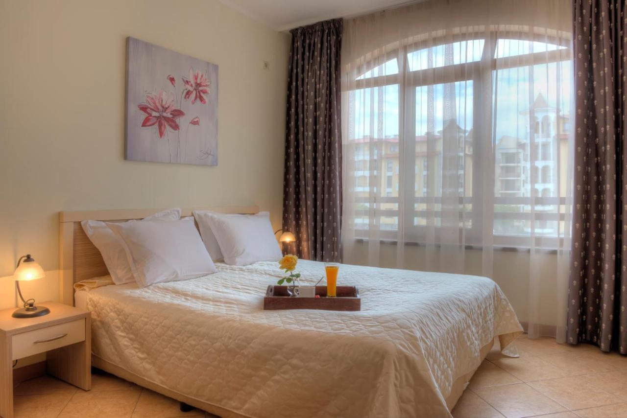 Royal Sun Apartments 써니비치 외부 사진