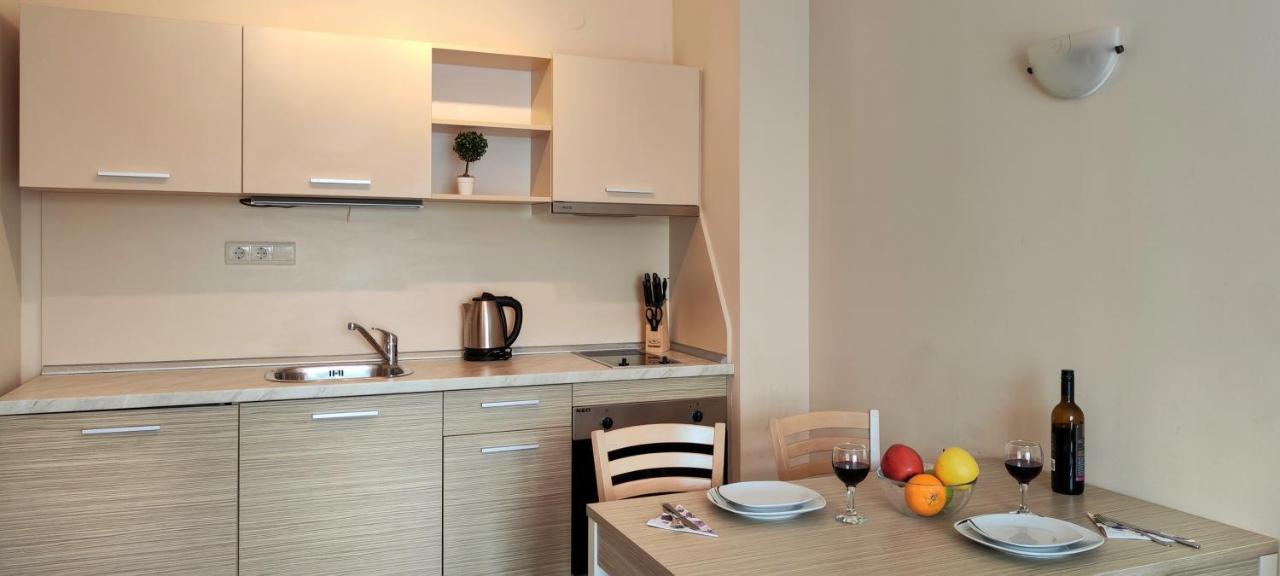Royal Sun Apartments 써니비치 외부 사진